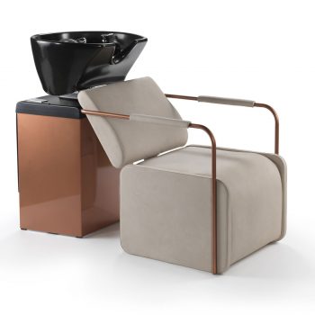Bac à shampoing avec structure en métal verni cuivré, vasque en céramique, assise rembourrée tapissée en similicuir